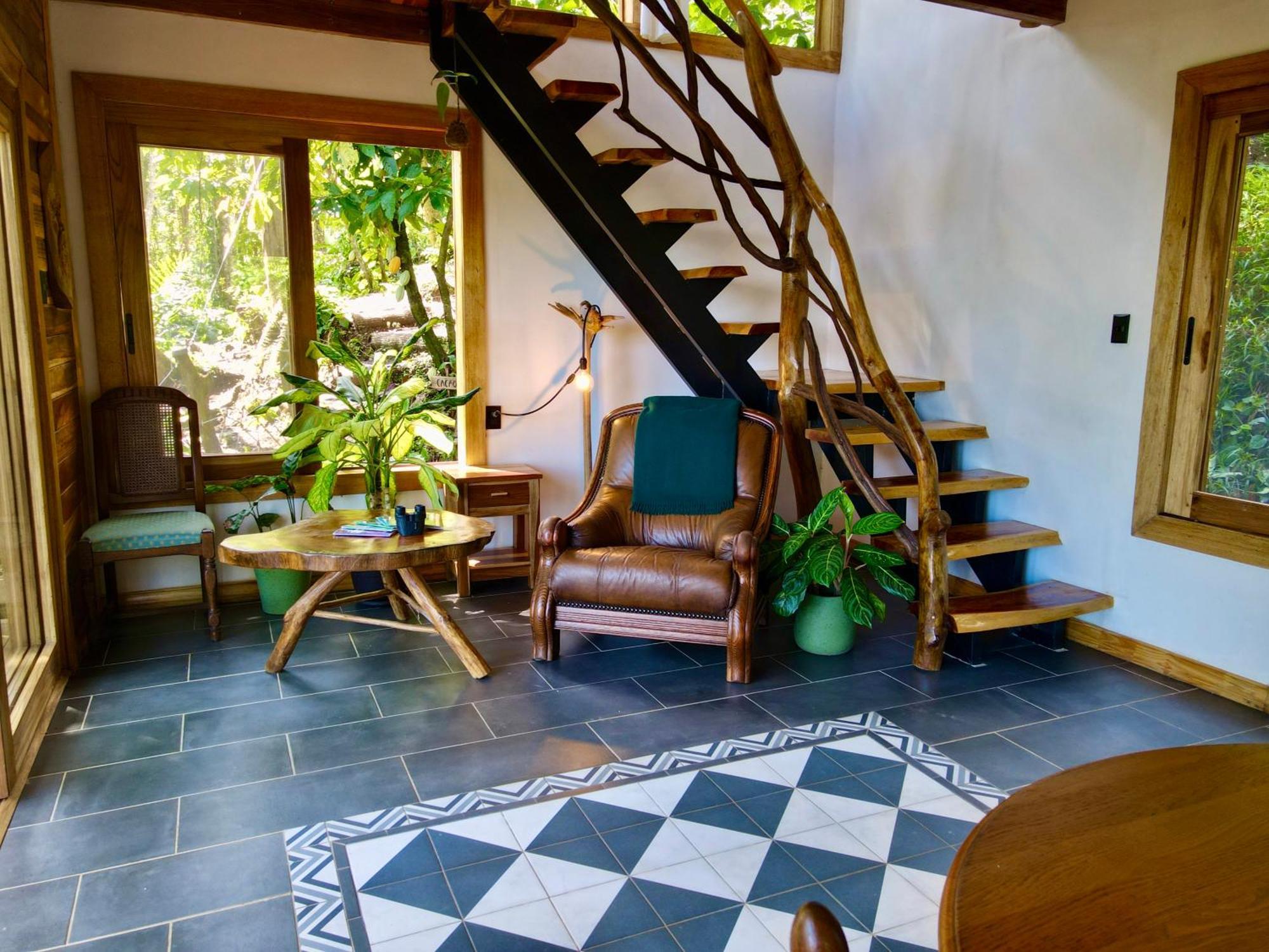 Jungle Spirit Treehouse Villa กาอุยตา ภายนอก รูปภาพ