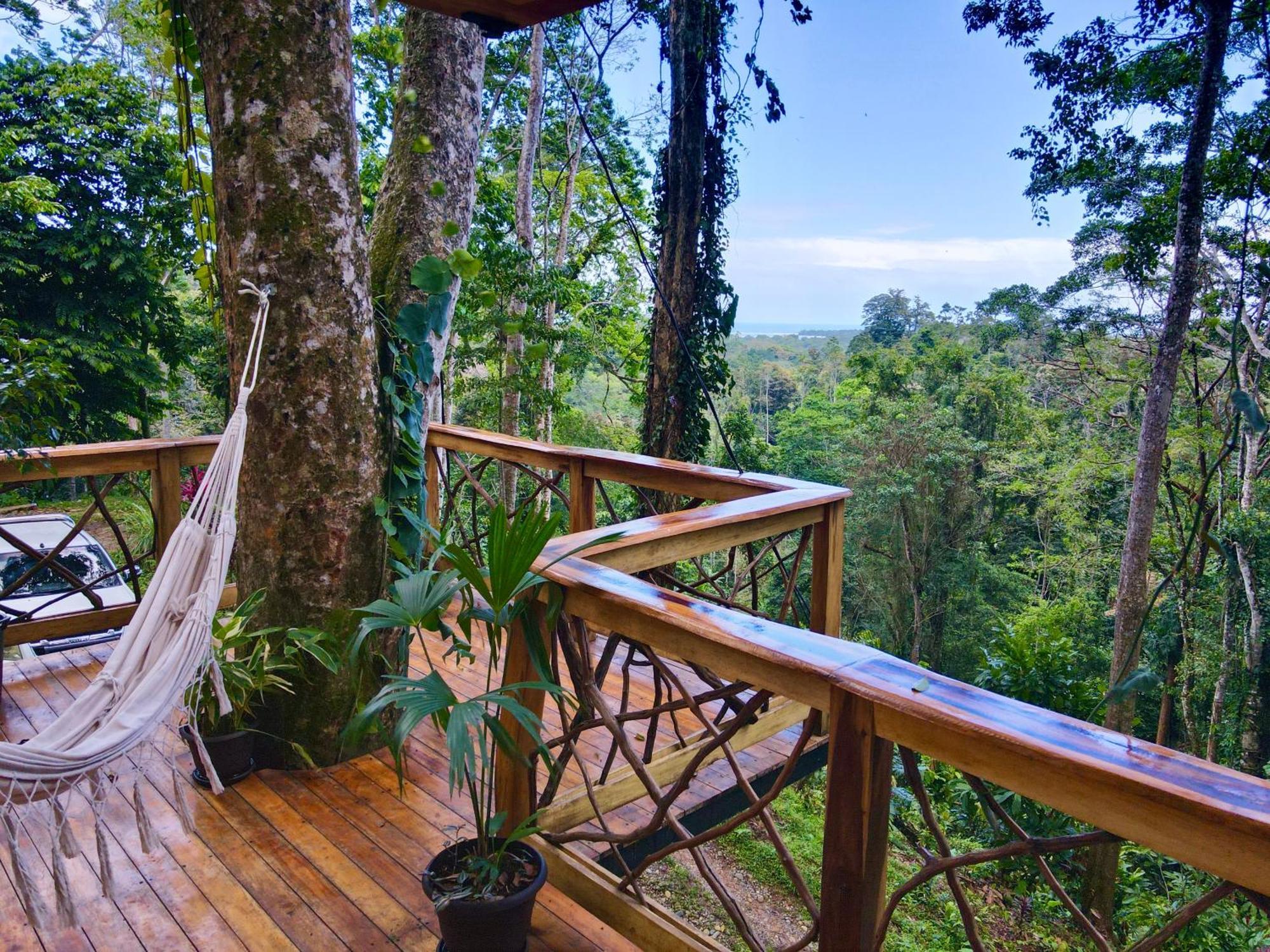 Jungle Spirit Treehouse Villa กาอุยตา ภายนอก รูปภาพ